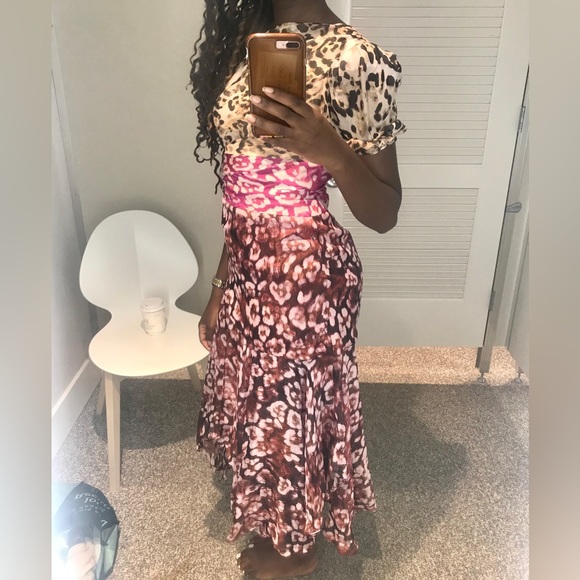 AMUR Jaylah One Shoulder Printed Silk-Chiffon midi dress. - Picture 2 of 3